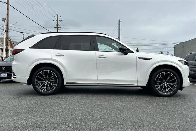 Certified 2025 MAZDA CX-70 3.3 Turbo S w/ Premium Plus image 2