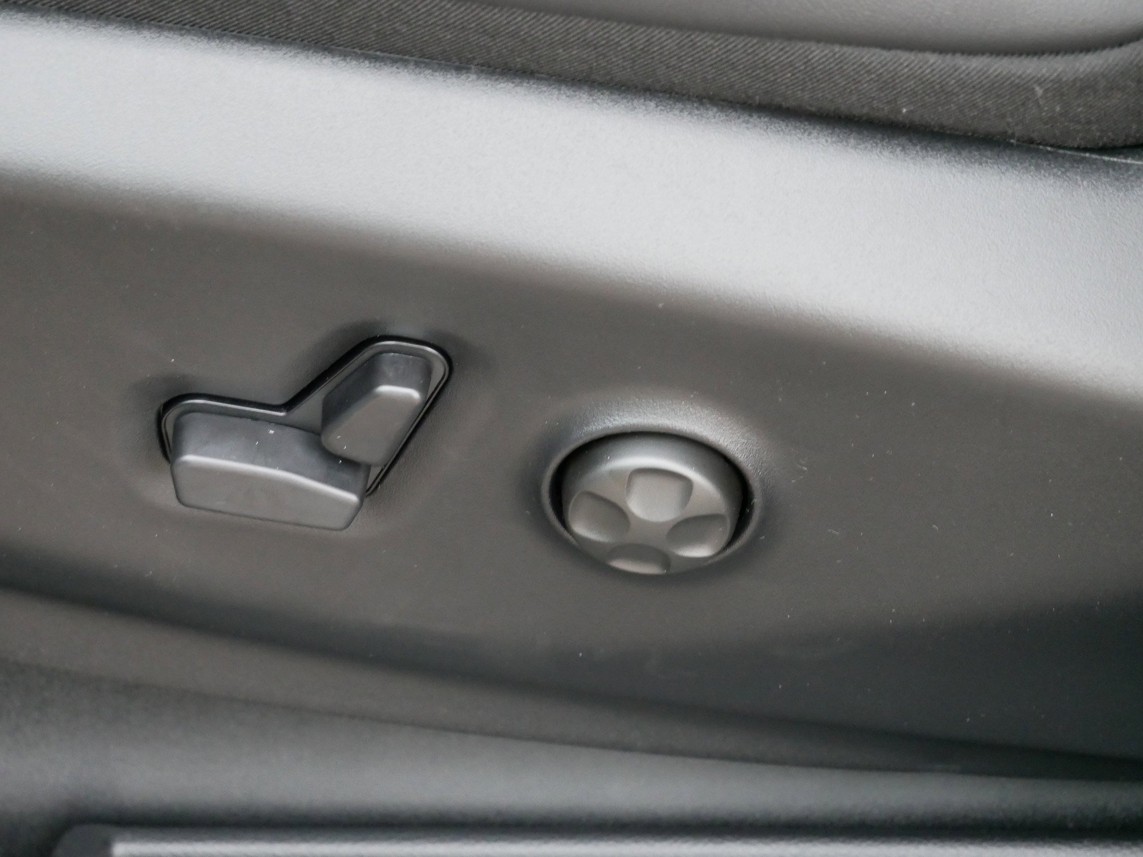 New 2026 Chrysler Pacifica Select image 13