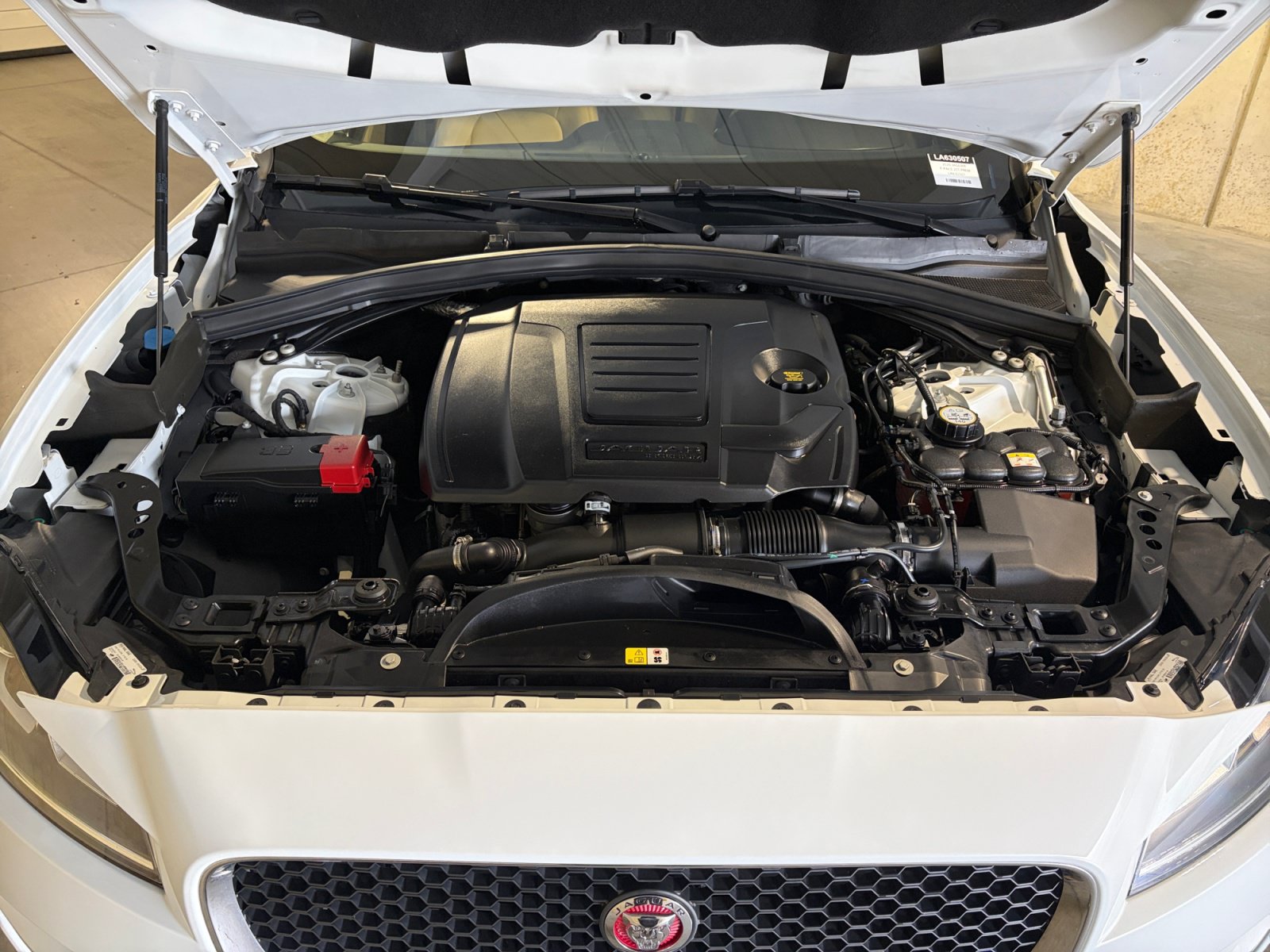 Used 2020 Jaguar F-PACE Premium AWD/4WD image 13