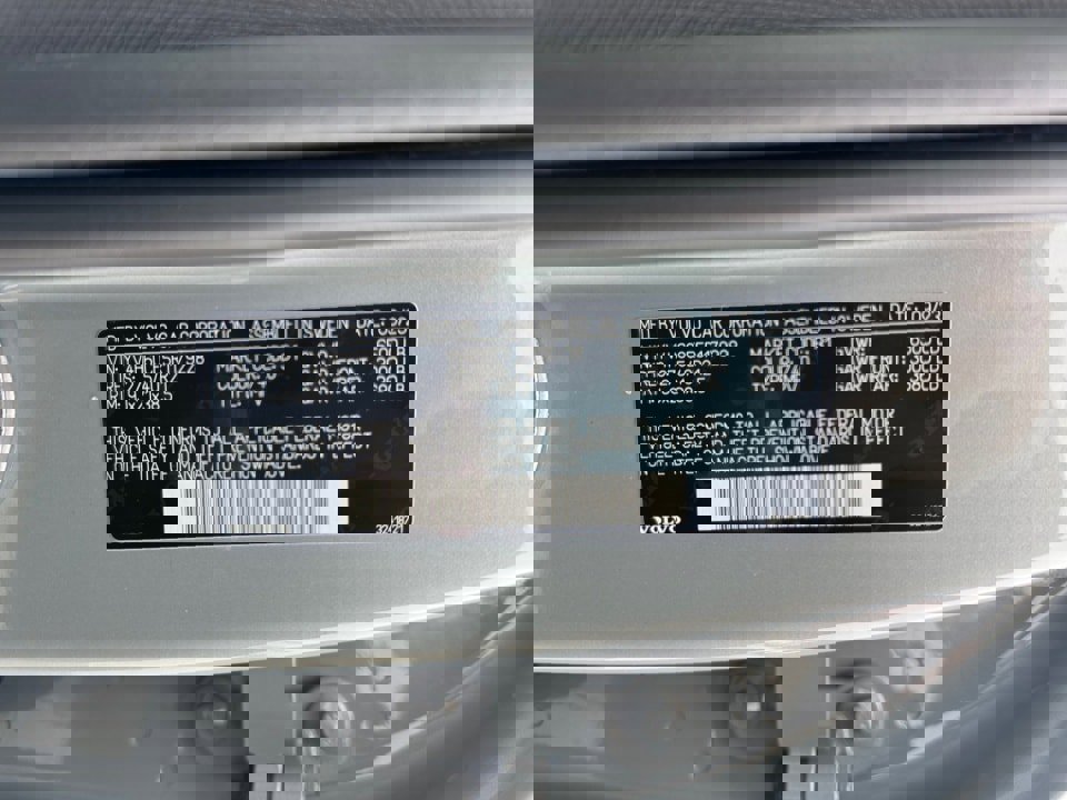 Certified 2024 Volvo XC90 T8 Plus w/ Protection Package Premier image 35