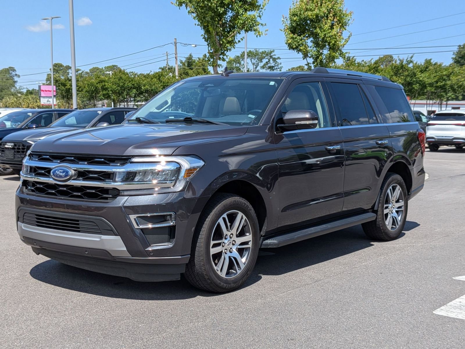 Used 2024 Ford Expedition Limited RWD image 7