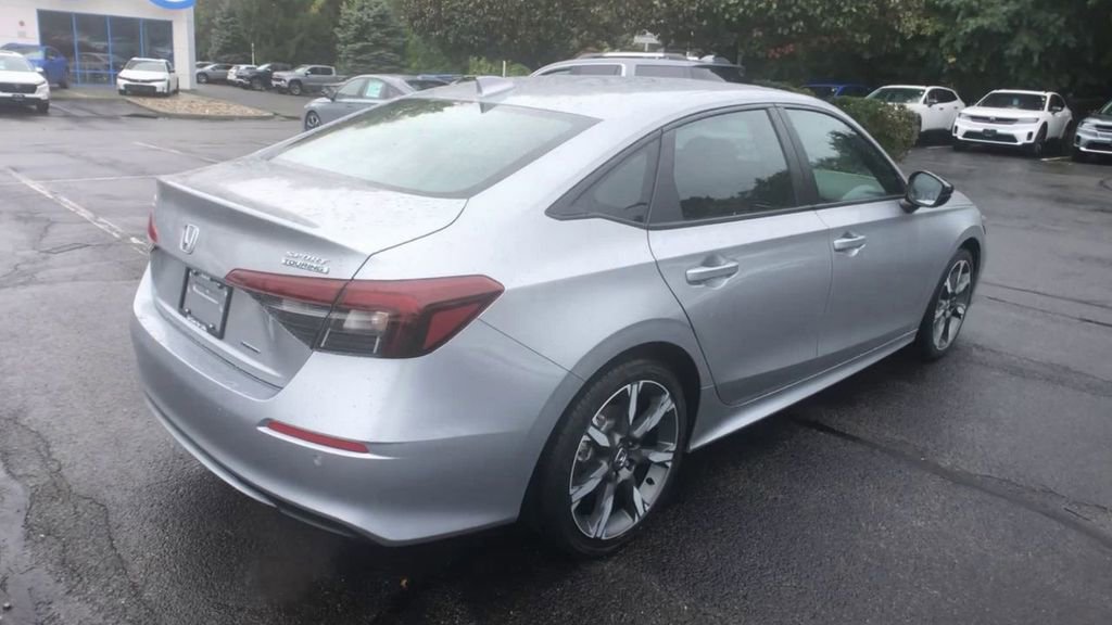 Used 2025 Honda Civic Sport Touring image 8