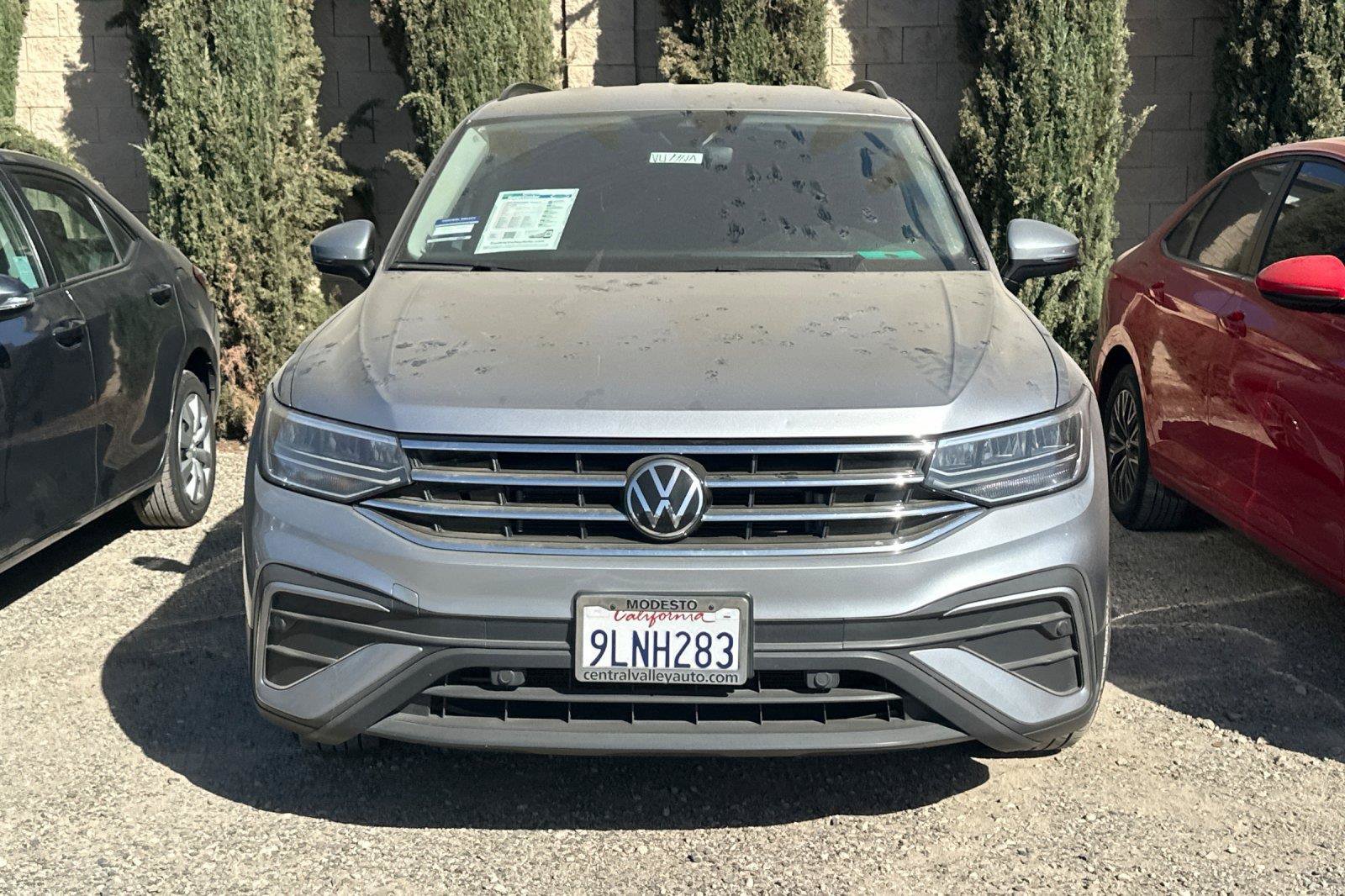 Used 2024 Volkswagen Tiguan S FWD image 2
