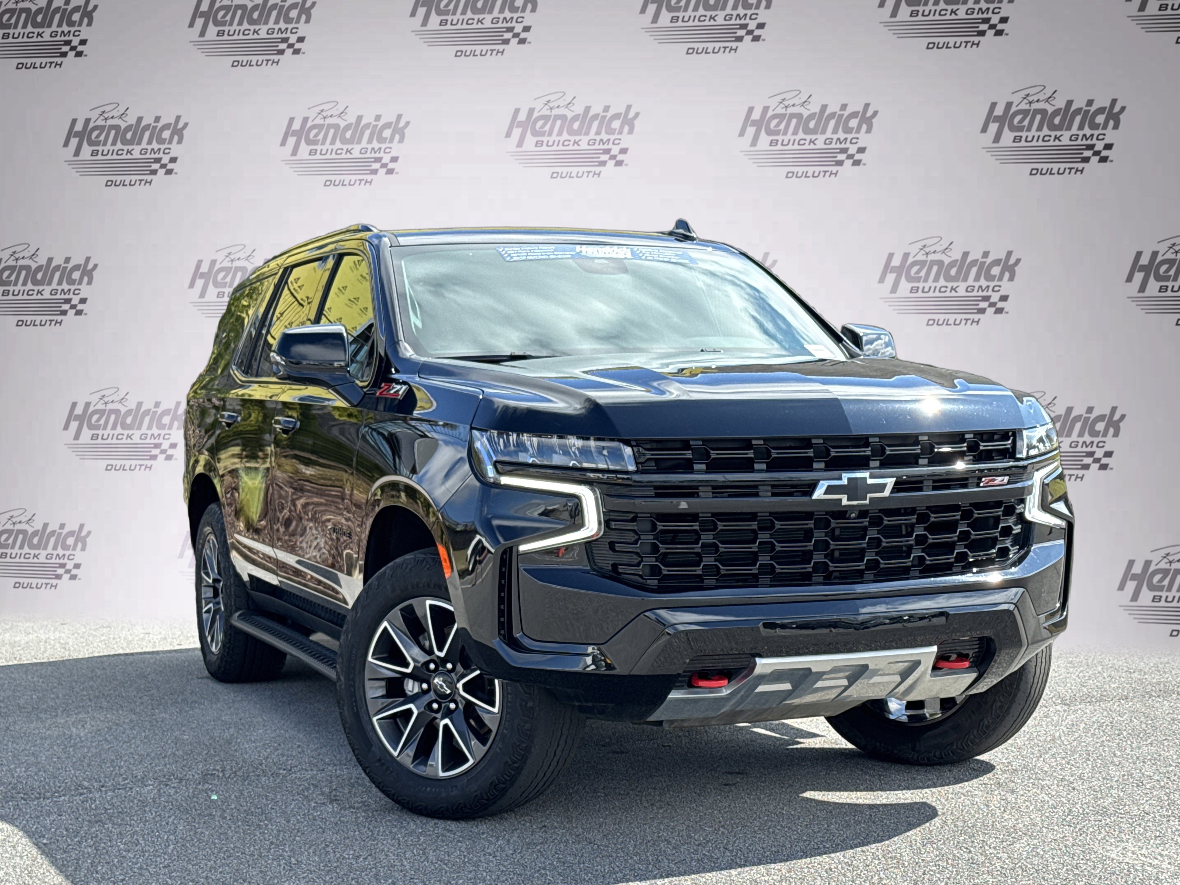 Used 2023 Chevrolet Tahoe Z71 w/ Luxury Package image 2