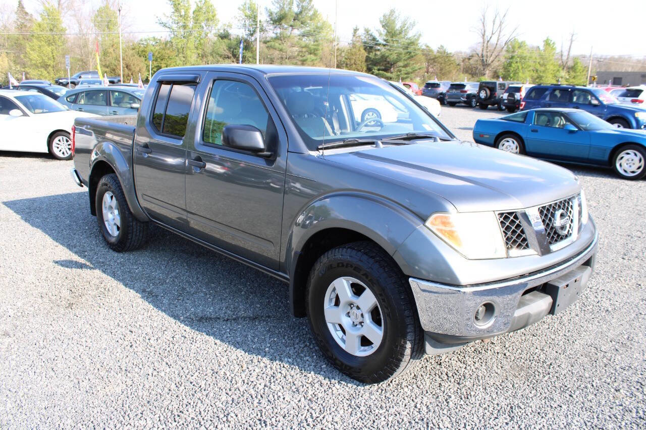 Used 2005 Nissan Frontier SE w/ (P01) Power Pkg AWD/4WD image 4