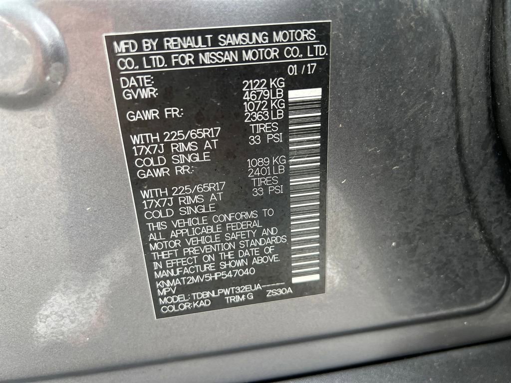 Used 2017 Nissan Rogue S image 28