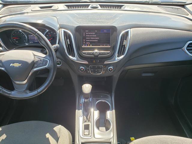 Used 2022 Chevrolet Equinox LT AWD/4WD image 16