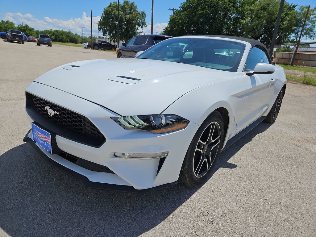 Used 2020 Ford Mustang Premium RWD image 4