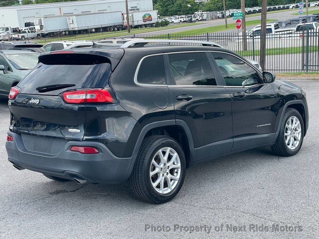 Used 2014 Jeep Cherokee Latitude FWD image 6