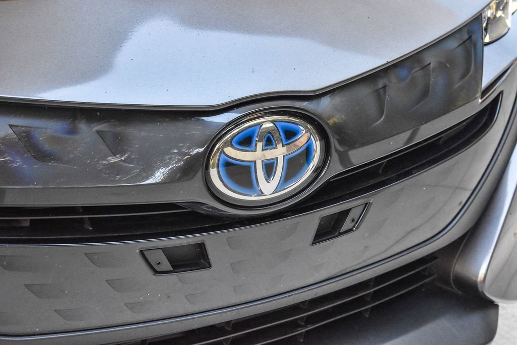 Used 2018 Toyota Prius Prime Premium w/ Carpet Mat Package image 9