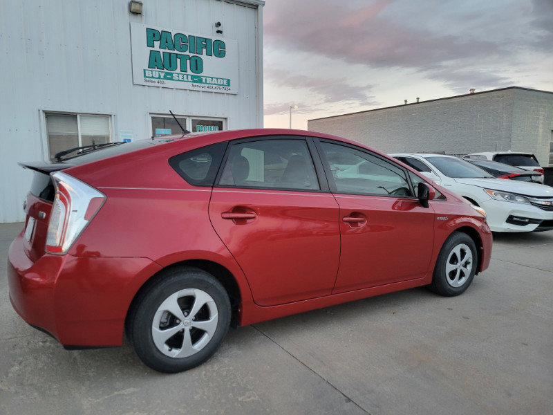 Used 2014 Toyota Prius Two FWD image 7
