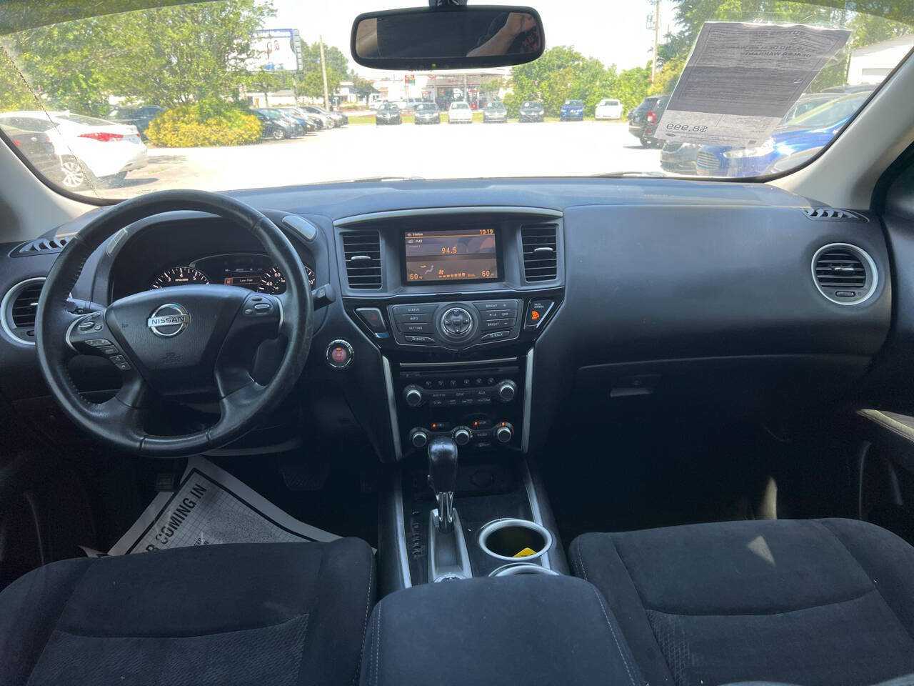 Used 2015 Nissan Pathfinder SV AWD/4WD image 15