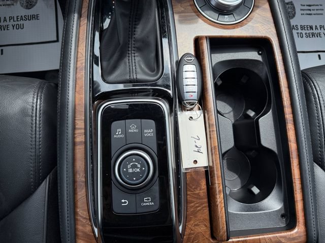 Used 2024 Nissan Armada SL w/ Captain's Chairs Package AWD/4WD image 31