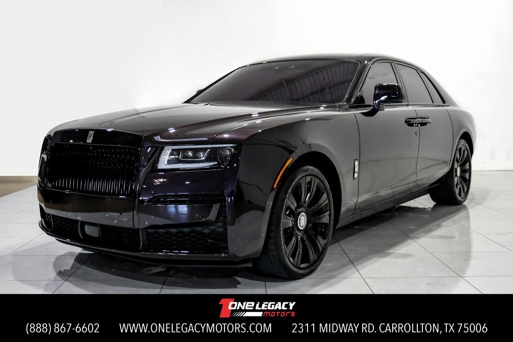 Used 2024 Rolls-Royce Ghost image 1