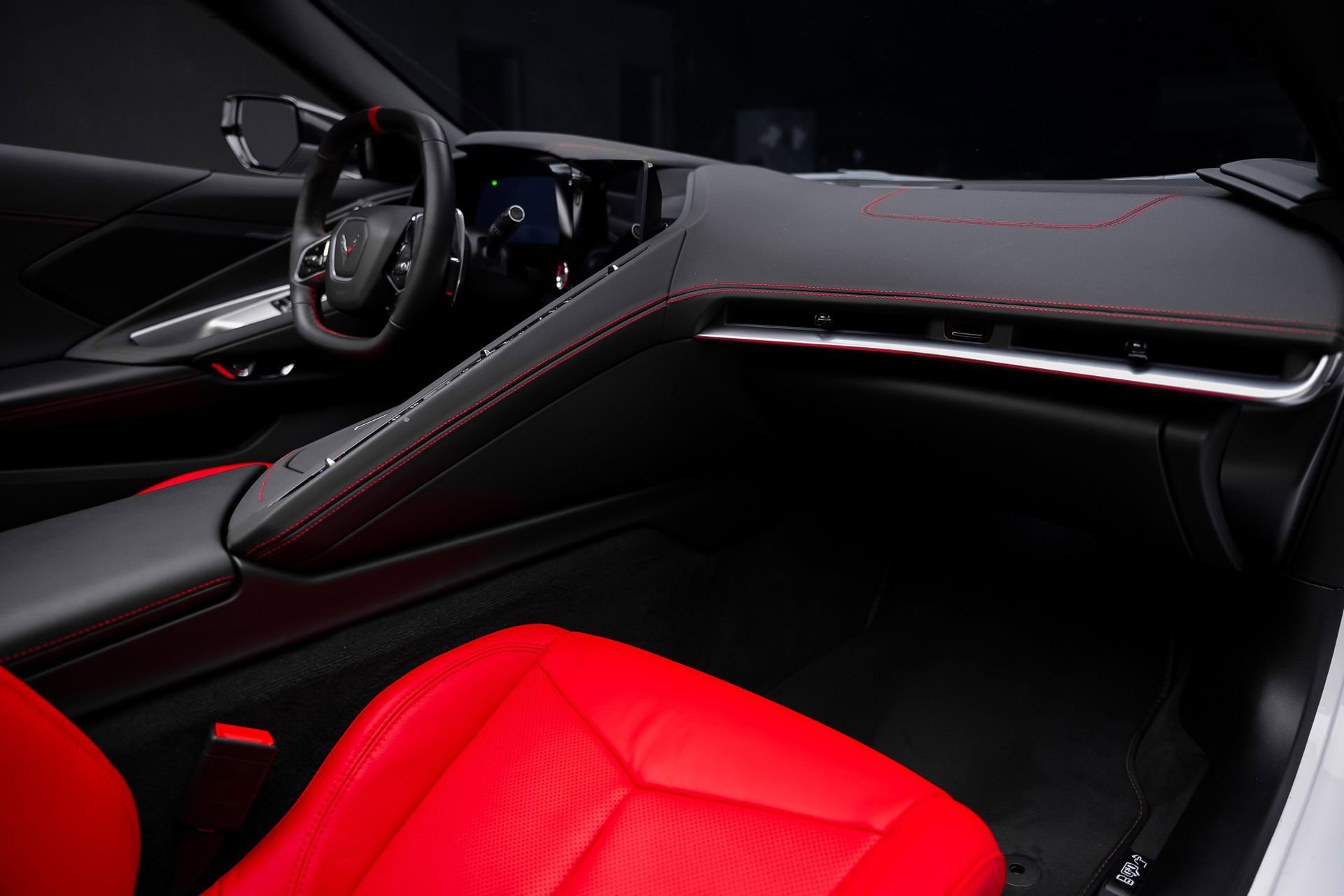 Used 2024 Chevrolet Corvette Stingray Coupe w/ 1LT image 61