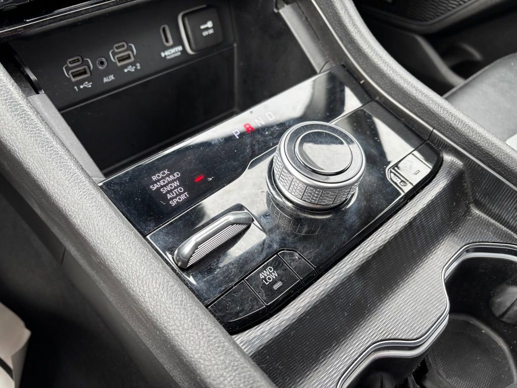 Used 2024 Jeep Grand Cherokee Limited 4xe image 18