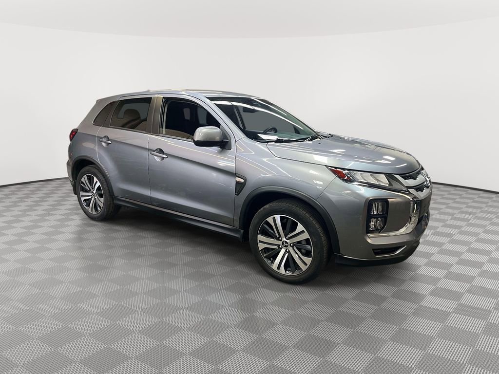 Used 2024 Mitsubishi Outlander Sport ES image 2