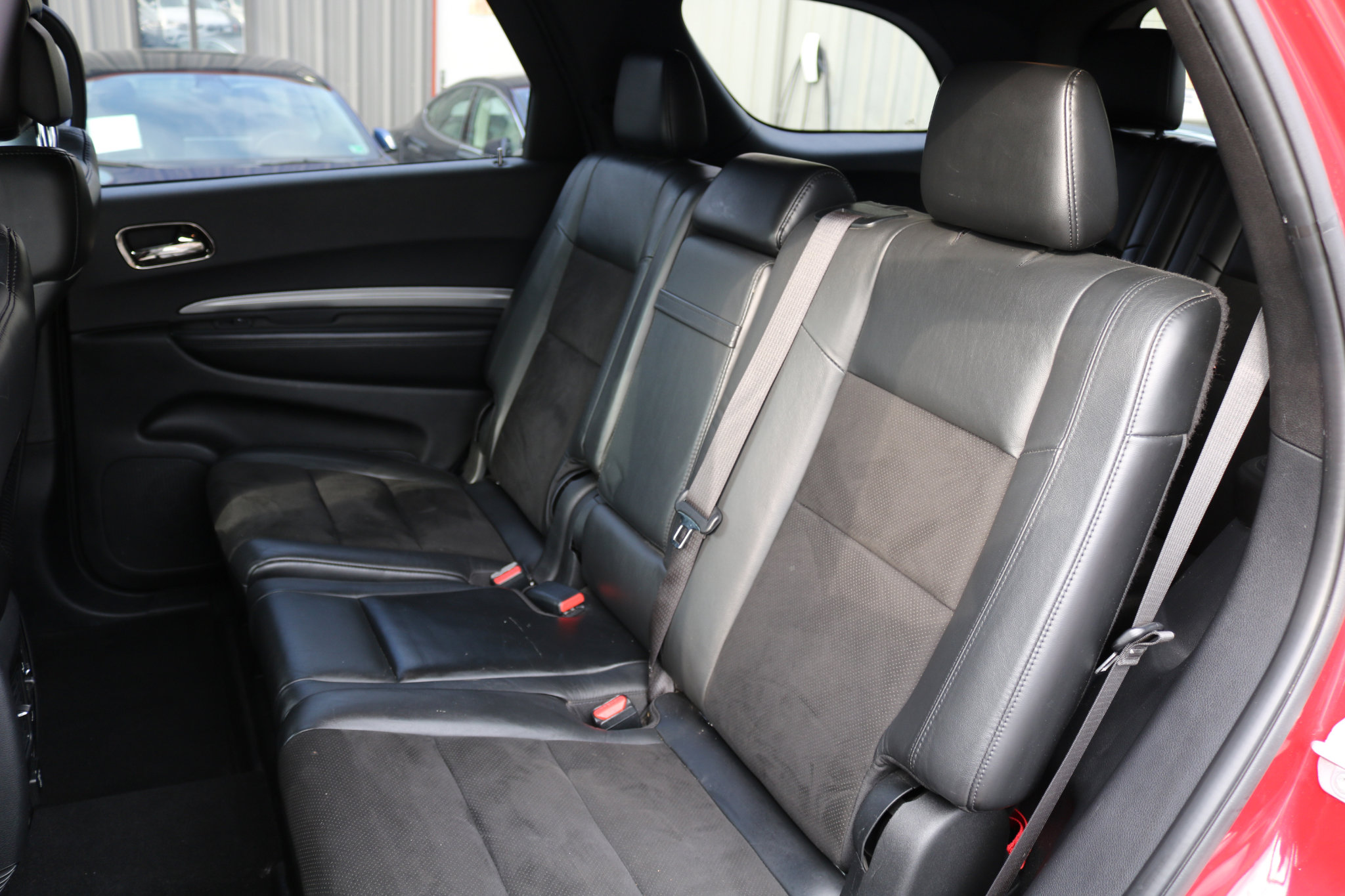 Used 2019 Dodge Durango GT image 40