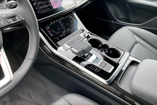New 2026 Audi Q7 2.0T Premium AWD/4WD image 8