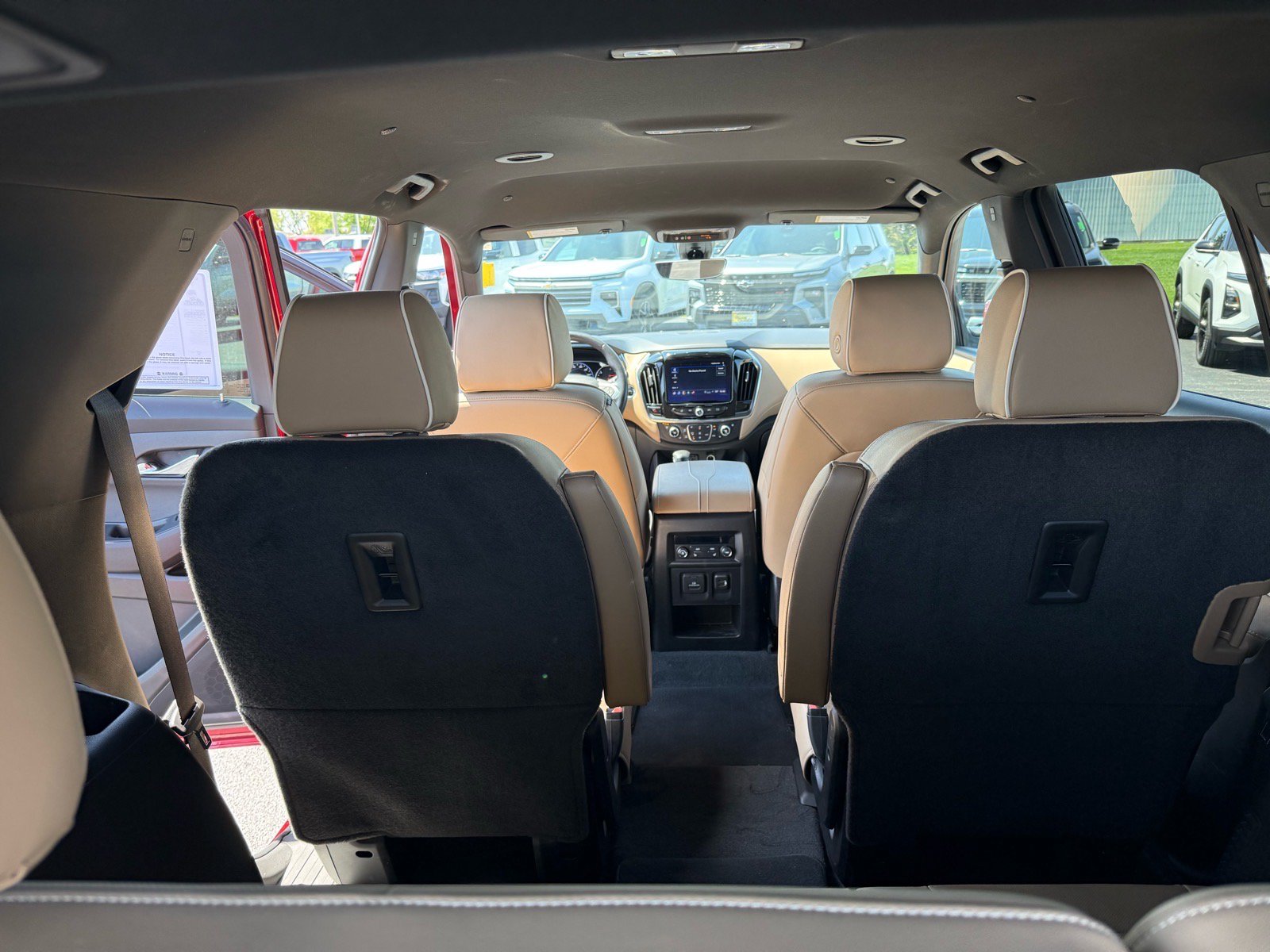 Used 2022 Chevrolet Traverse Premier AWD/4WD image 15