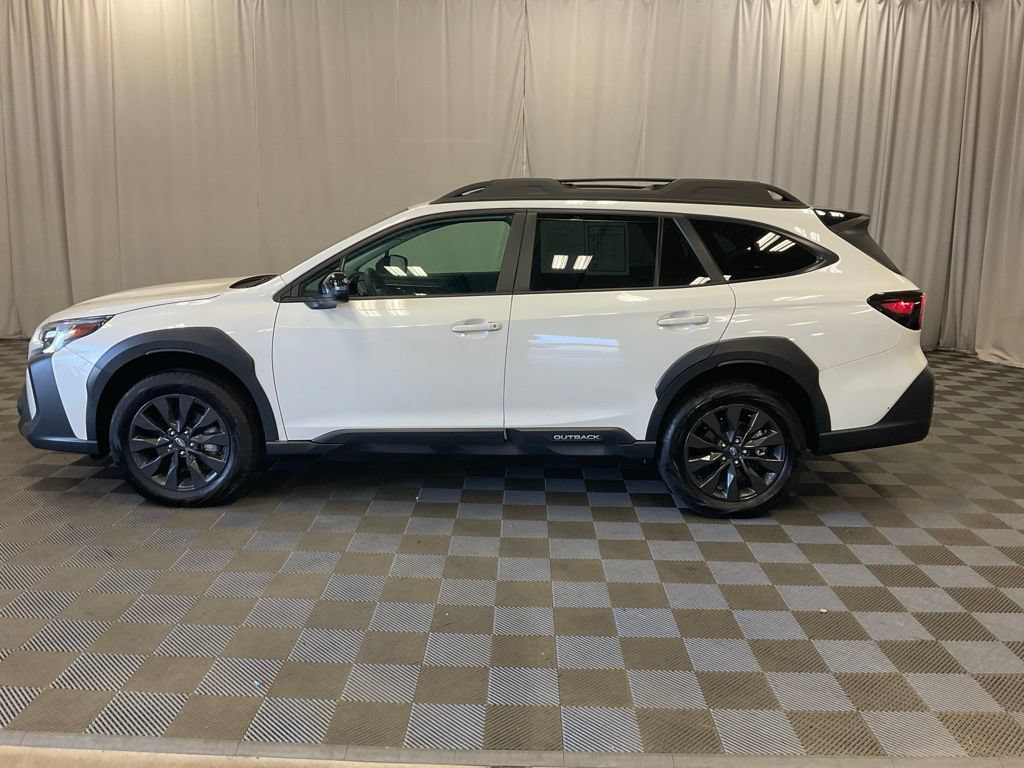 Used 2025 Subaru Outback Onyx Edition AWD/4WD image 10