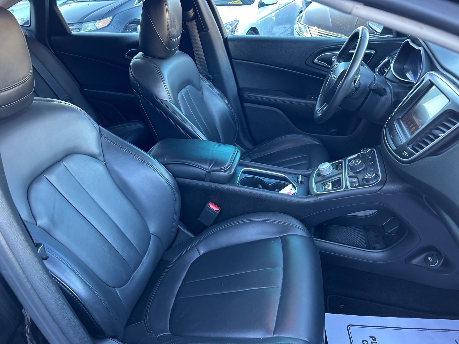 Used 2017 Chrysler 200 Limited Platinum w/ Comfort & Convenience Group image 18