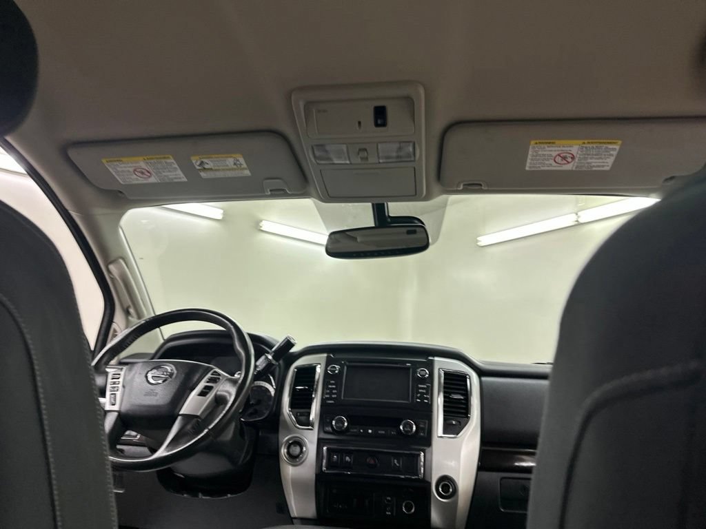 Used 2017 Nissan Titan SV RWD image 30