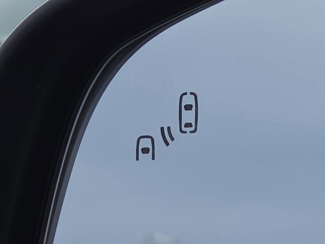 Used 2021 Buick Encore Preferred w/ Safety Package II image 7