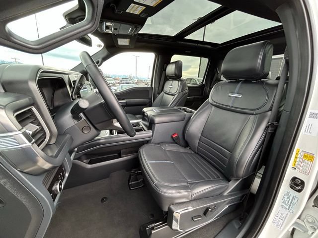 Used 2025 Ford F350 Platinum AWD/4WD image 37