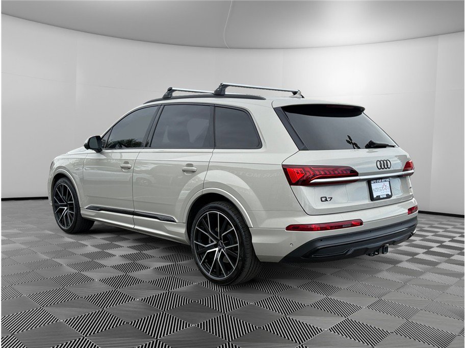 Used 2021 Audi Q7 3.0T Prestige image 3