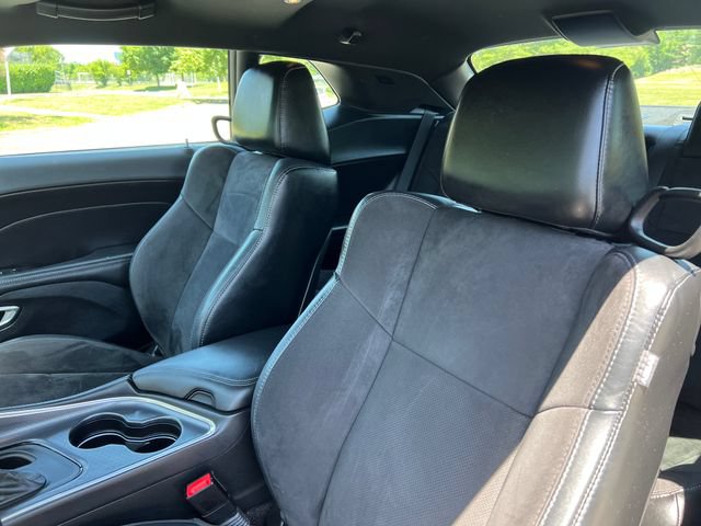 Used 2017 Dodge Challenger GT w/ Driver Convenience Group AWD/4WD image 17