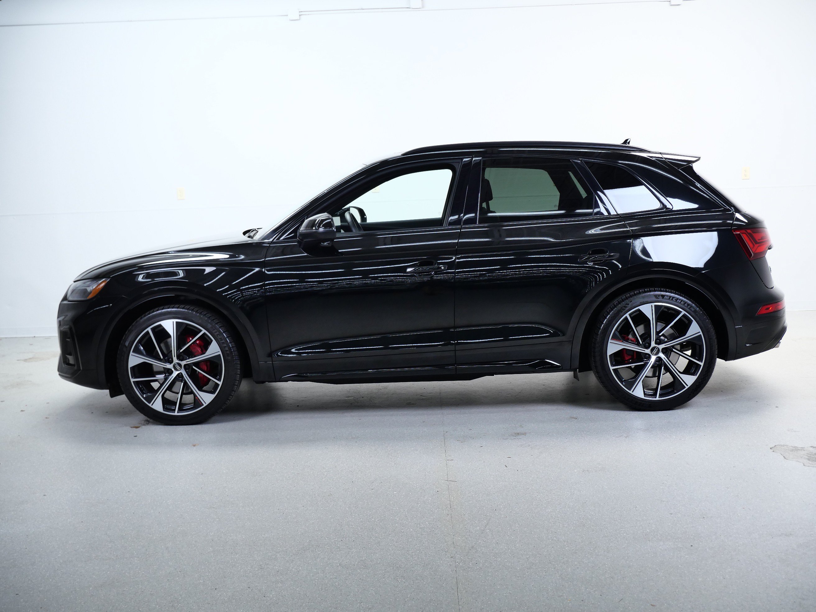 Used 2023 Audi SQ5 Premium Plus w/ Premium Plus Package AWD/4WD image 10