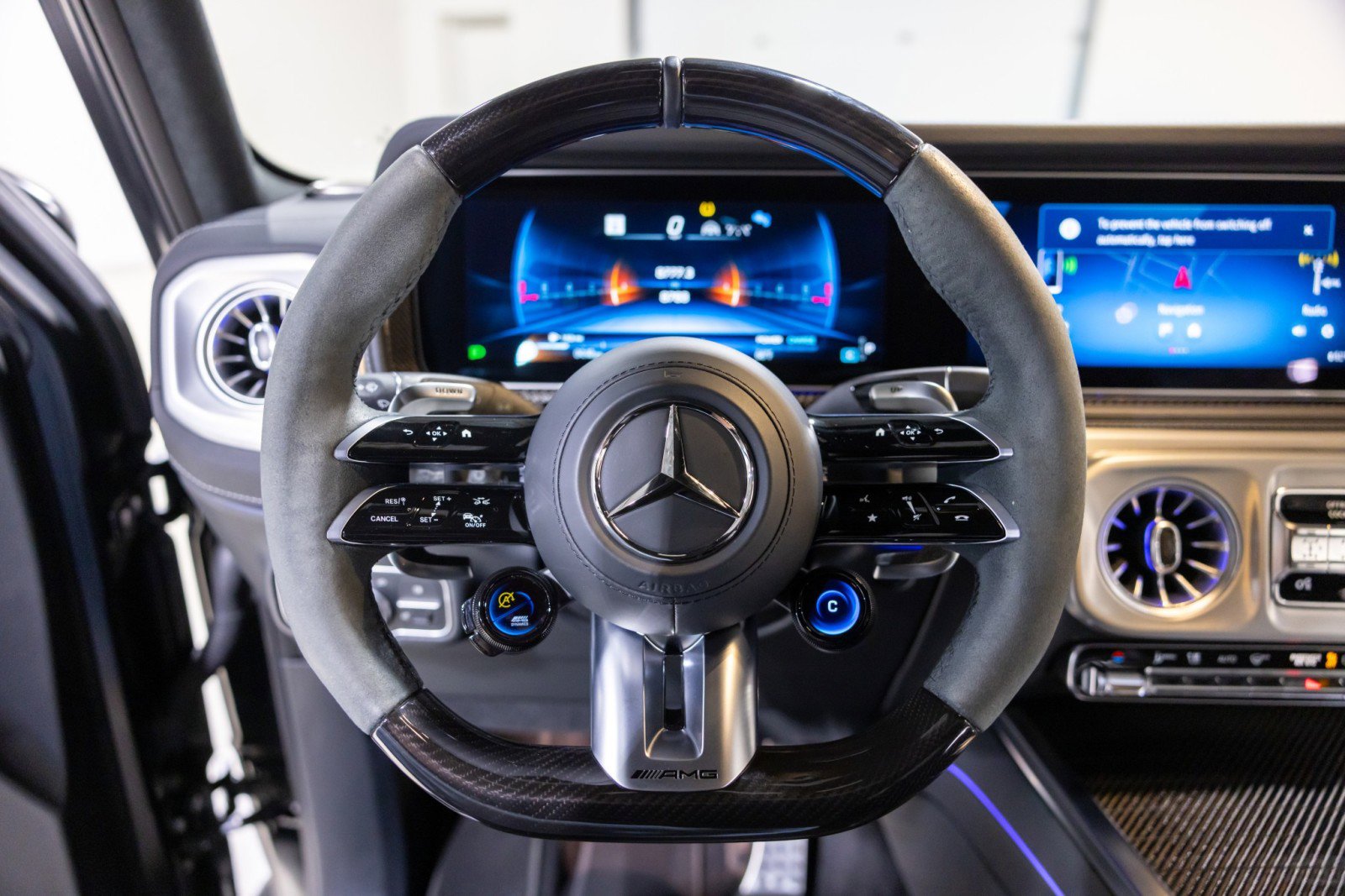 Used 2025 Mercedes-Benz G 63 AMG 4MATIC image 40