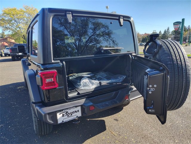 New 2026 Jeep Wrangler Sport S image 29