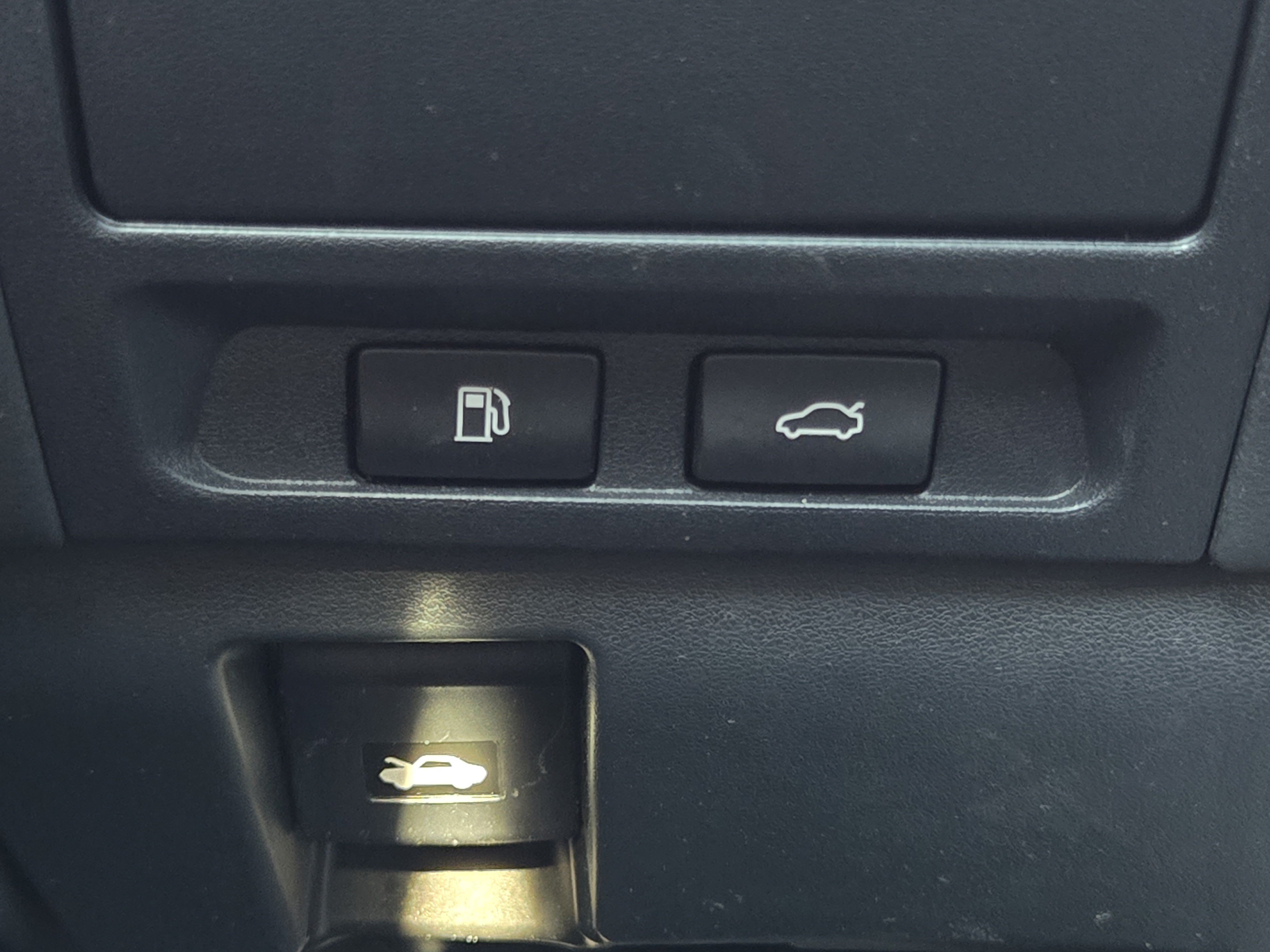 Used 2021 Lexus LS 500 w/ Accessory Package (Z2) RWD image 20