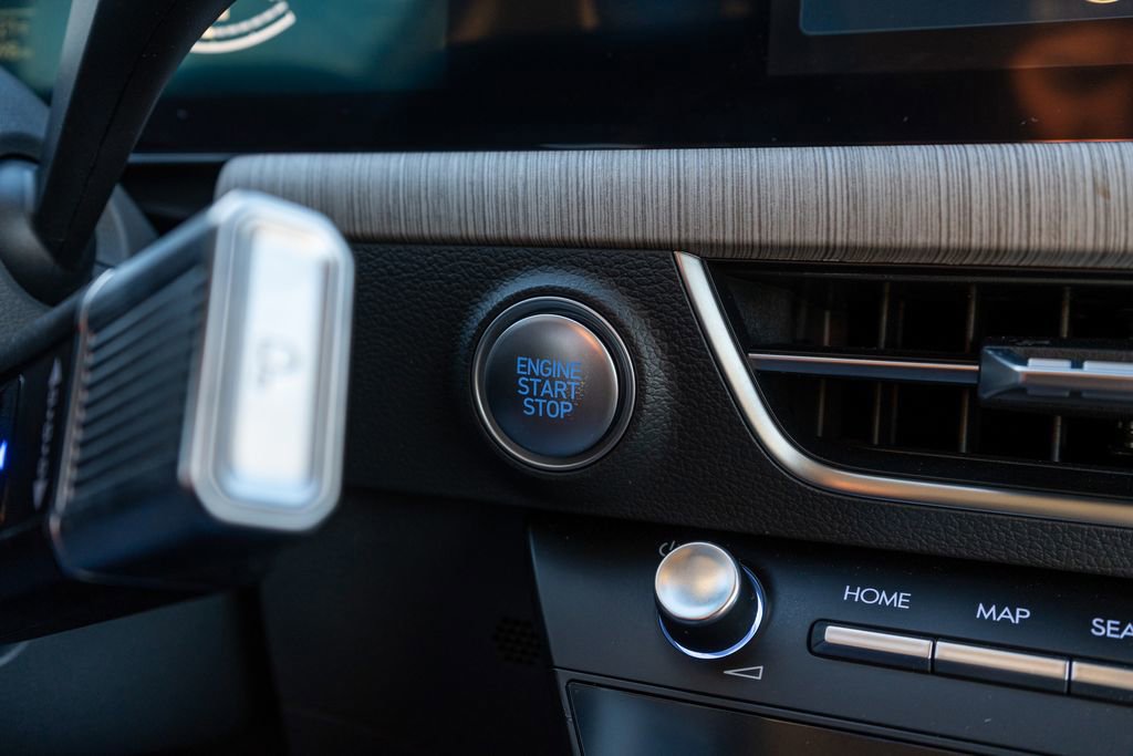 Used 2025 Hyundai Sonata SEL image 28