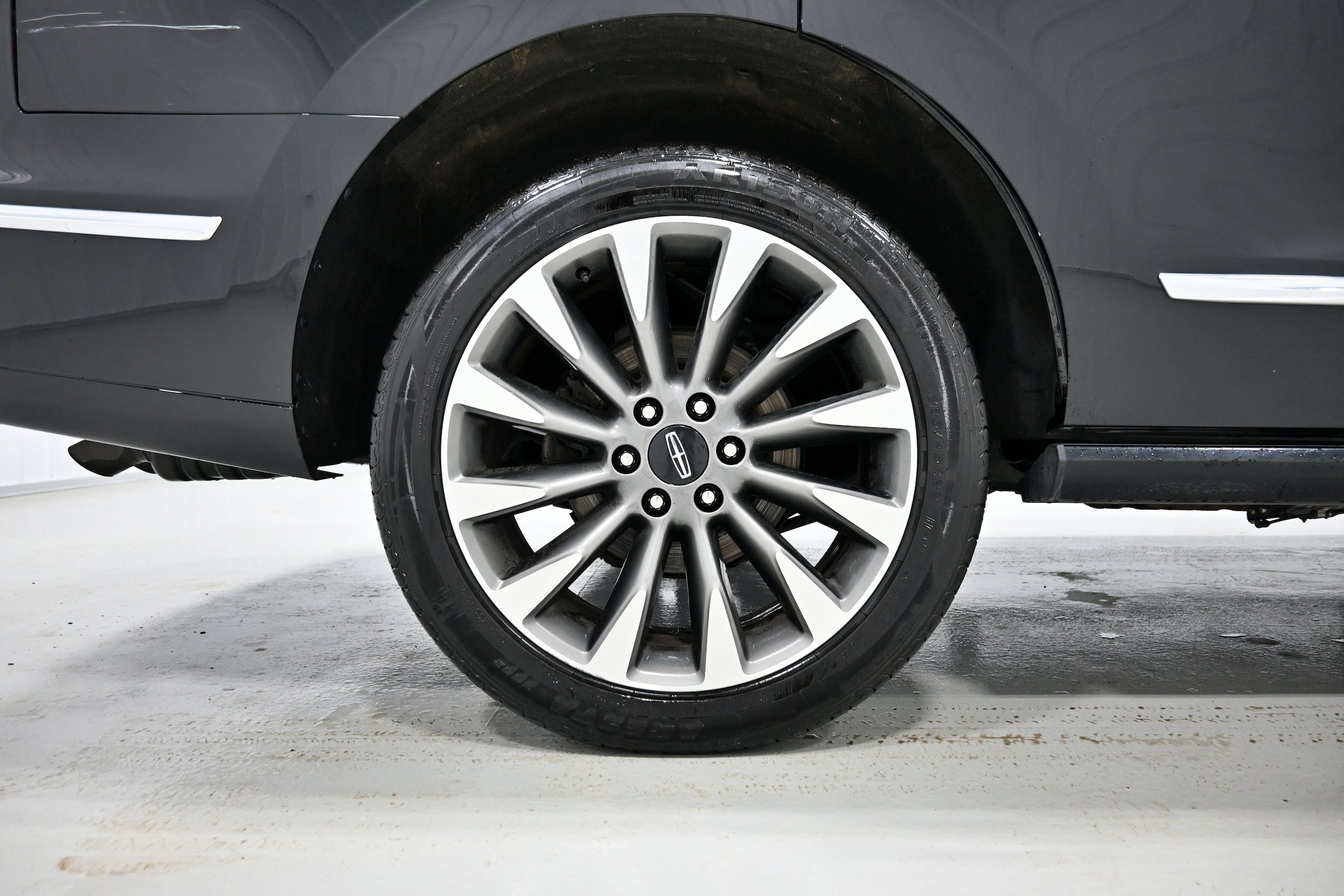 Used 2021 Lincoln Navigator Reserve AWD/4WD image 43