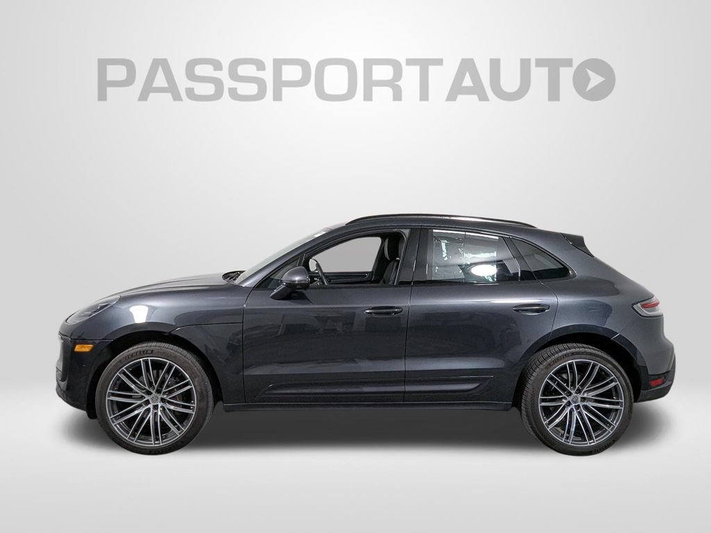 Used 2025 Porsche Macan AWD/4WD image 2