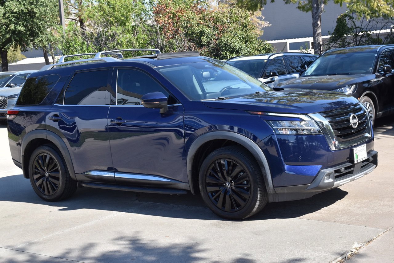 Used 2022 Nissan Pathfinder Platinum w/ Lighting Package (N93) AWD/4WD image 5