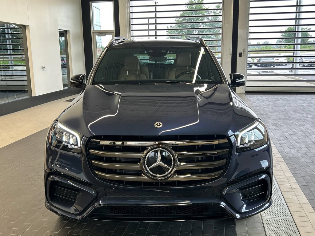 New 2026 Mercedes-Benz GLS 450 4MATIC image 3