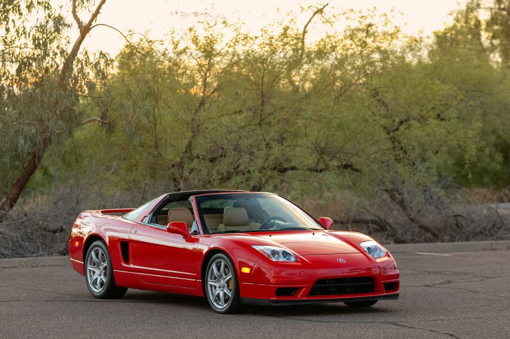 Used 2005 Acura NSX T RWD image 3