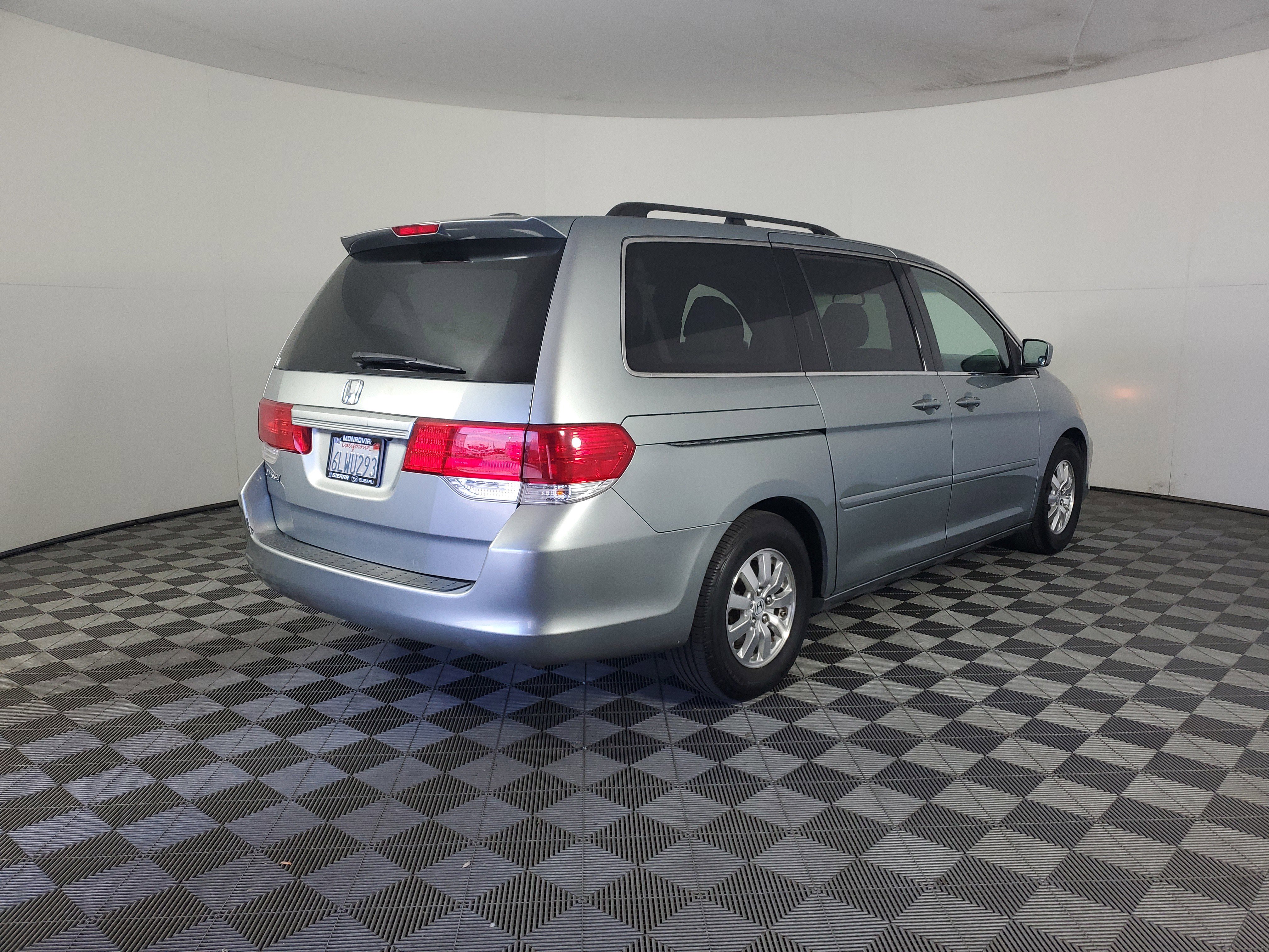 Used 2010 Honda Odyssey EX-L image 4