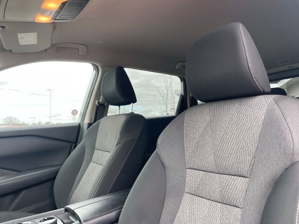 Used 2024 Nissan Rogue SV image 20