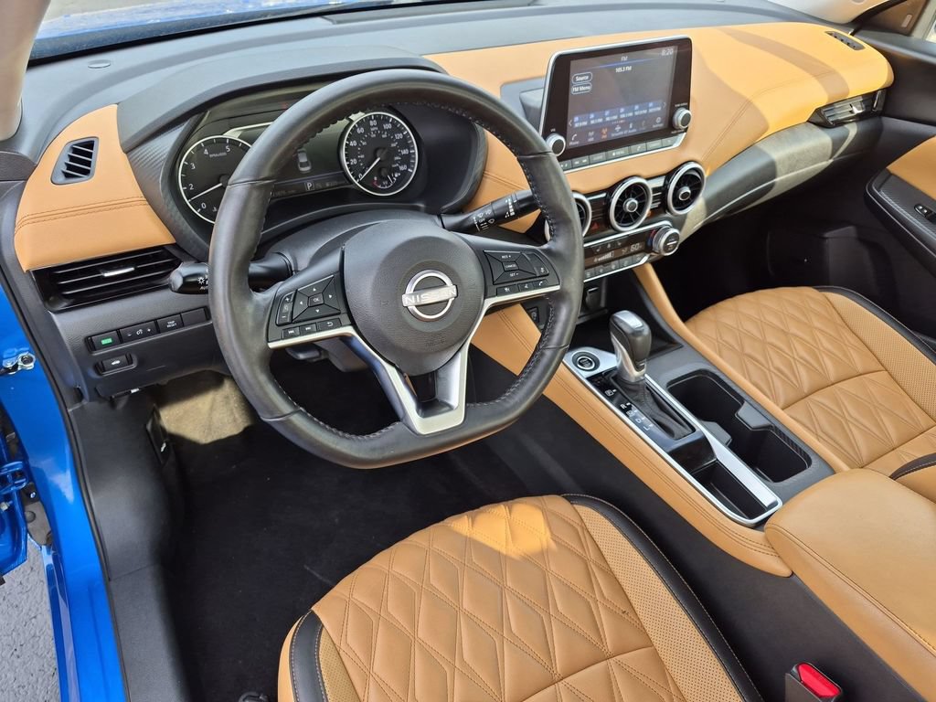 Used 2025 Nissan Sentra SV w/ SV Premium Package FWD image 10