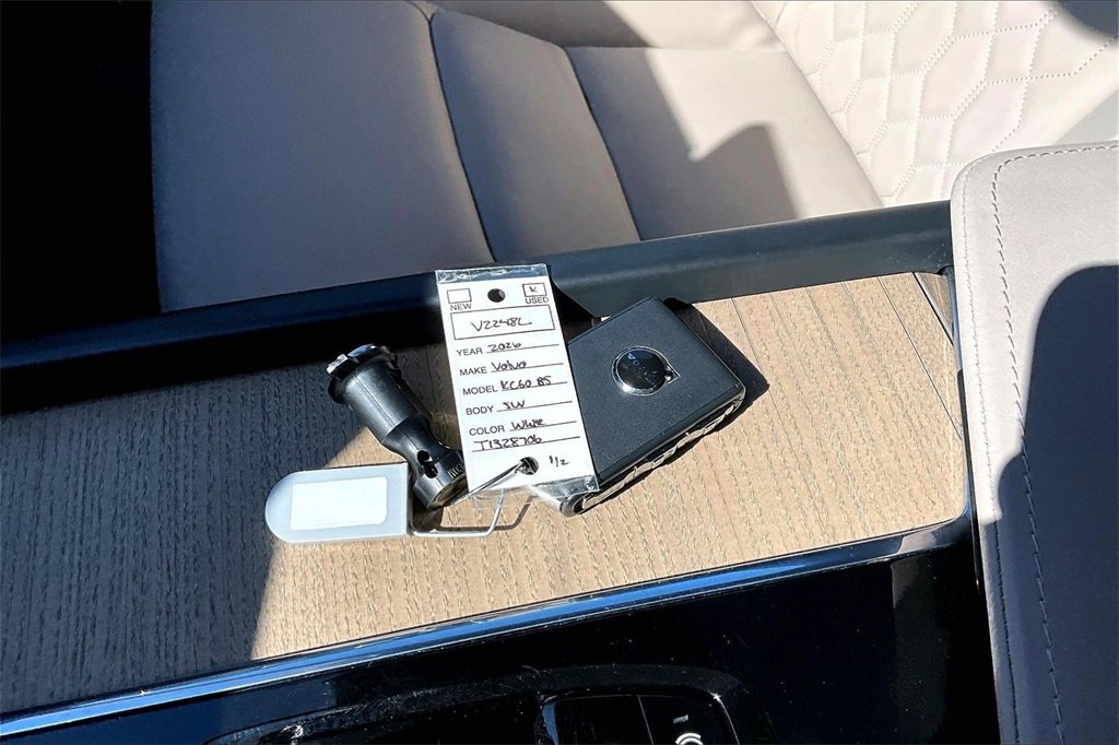 Certified 2026 Volvo XC60 B5 Plus w/ Protection Package Premier image 35