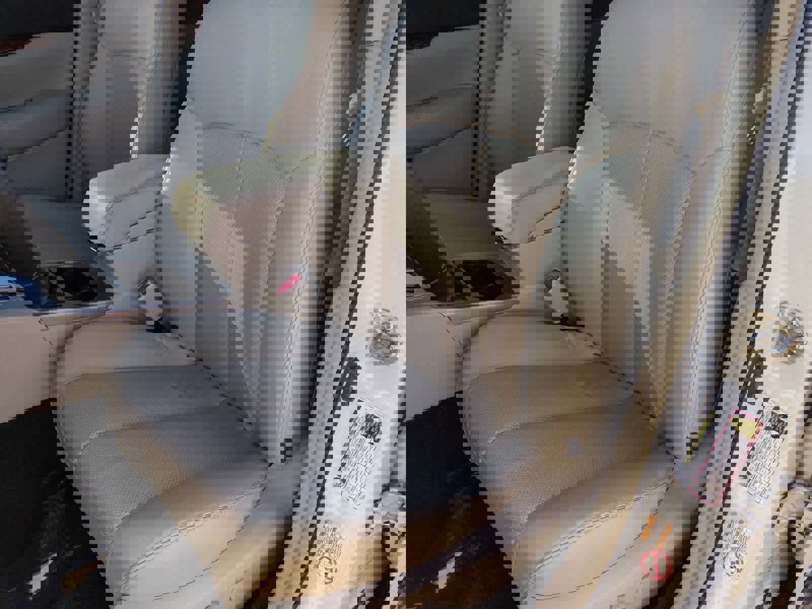 Used 2012 Subaru Outback 3.6R Limited image 17