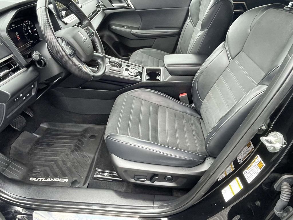 Used 2024 Mitsubishi Outlander SEL image 14