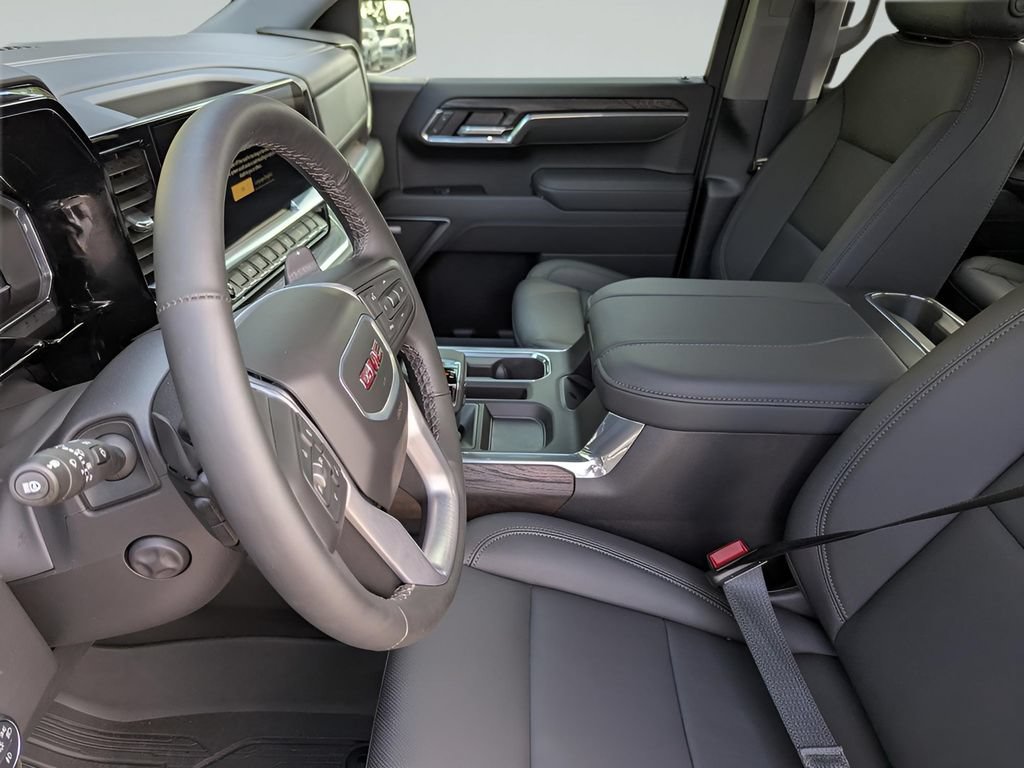Used 2025 GMC Sierra 1500 SLT AWD/4WD image 7