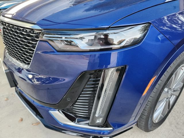 Used 2025 Cadillac XT6 Premium Luxury w/ Technology Package FWD image 7