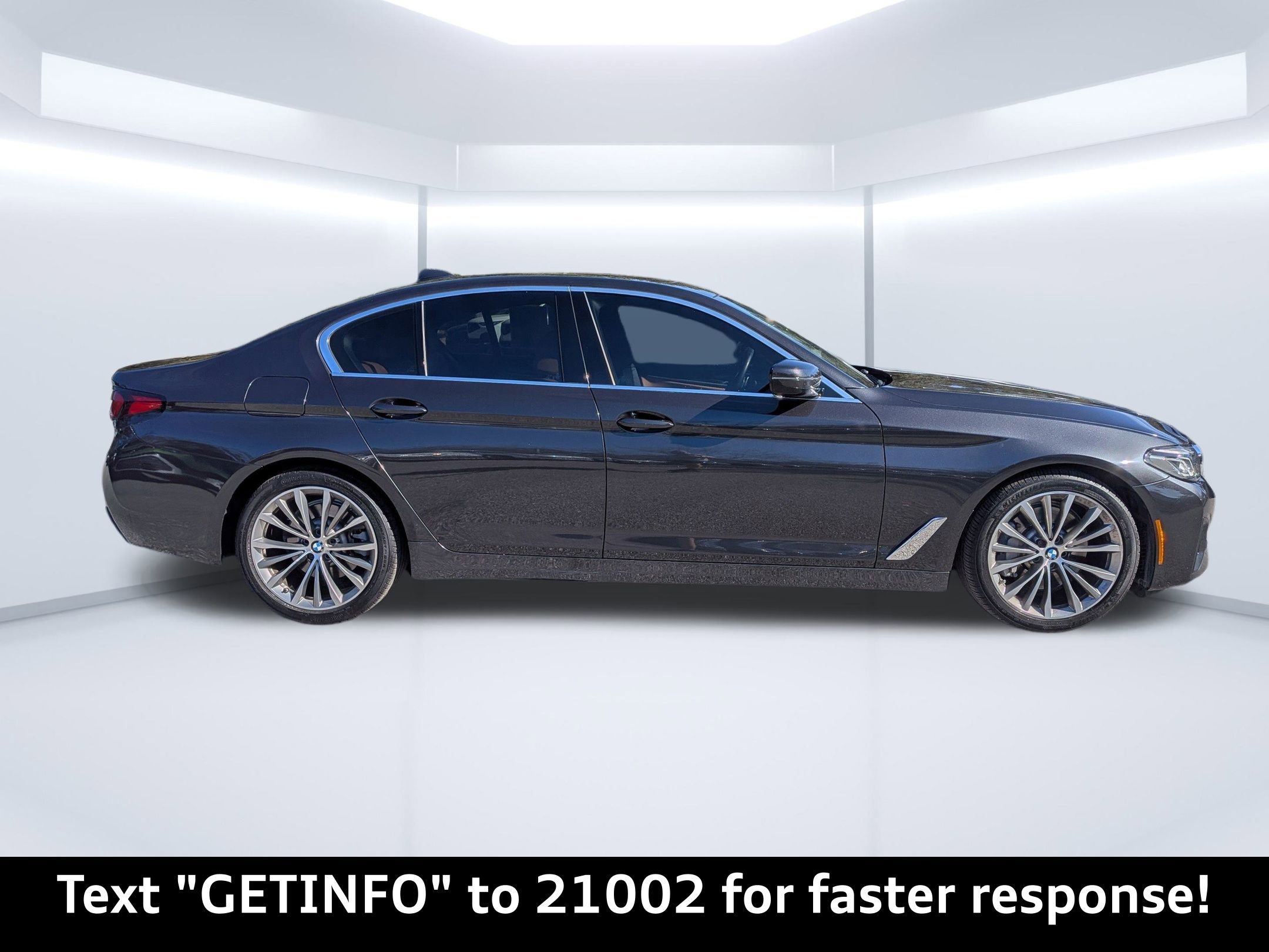 Used 2021 BMW 530i w/ Premium Package image 2
